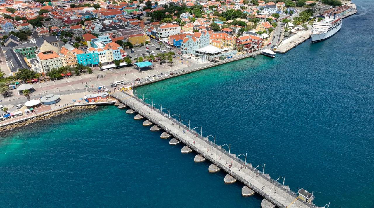 Harbor Hotel & Casino Curacao วิลเลมสตัด ภายนอก รูปภาพ